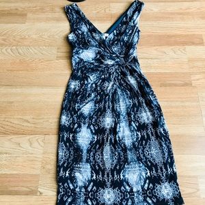 JLo black&gray bodycon dress
